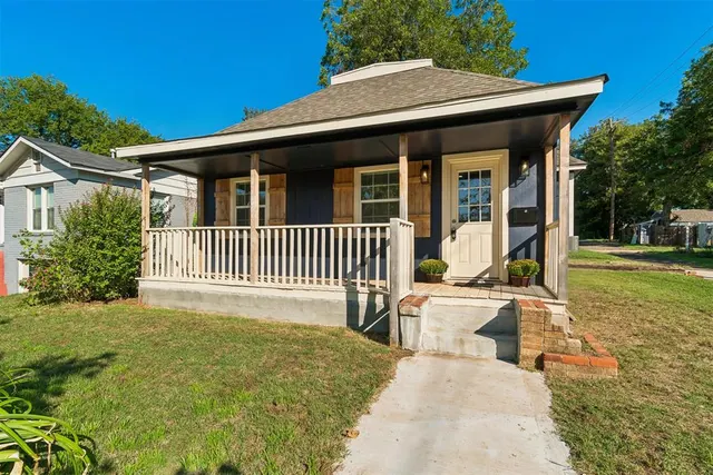 Photo 3 — 314 W Springer Avenue, Guthrie, OK 73044