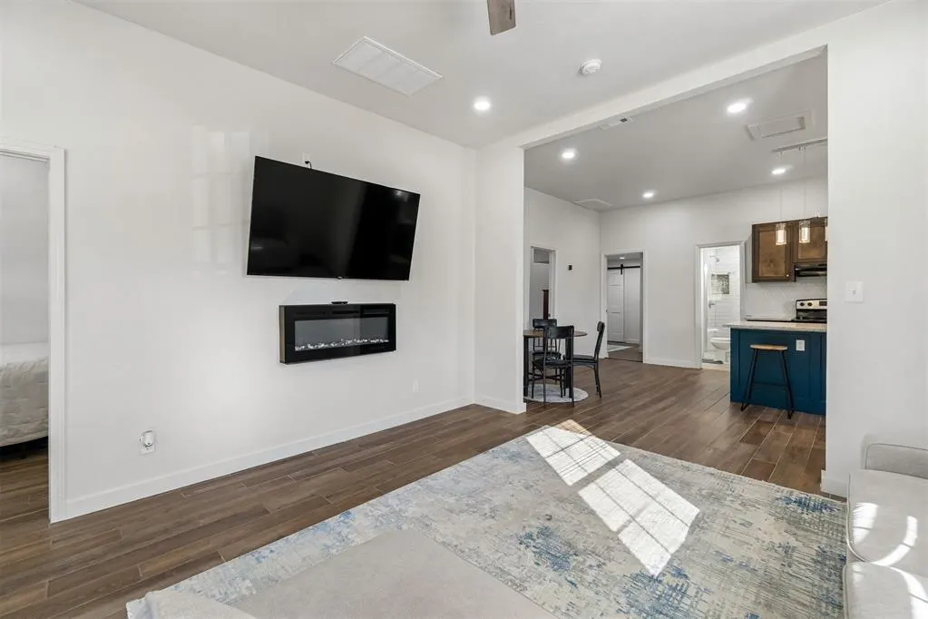 Photo 4 — 314 W Springer Avenue, Guthrie, OK 73044