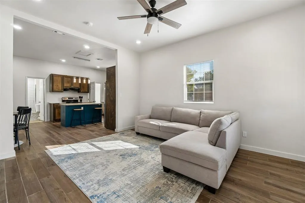 Photo 6 — 314 W Springer Avenue, Guthrie, OK 73044