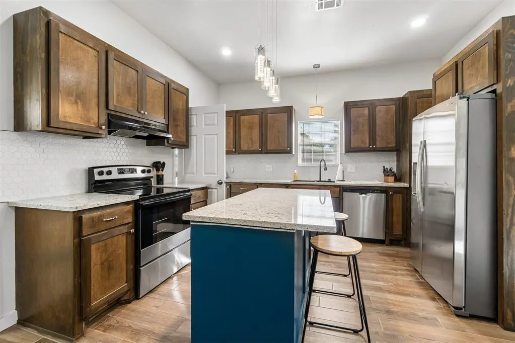 Photo 9 — 314 W Springer Avenue, Guthrie, OK 73044