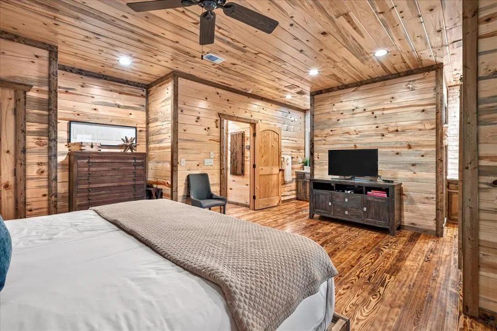 Photo 35 — 69 Eagle Mountain Trail, Broken Bow, OK 74728
