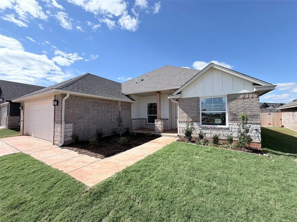 Photo 2 — 19501 Birchfield Drive, Edmond, OK 73012