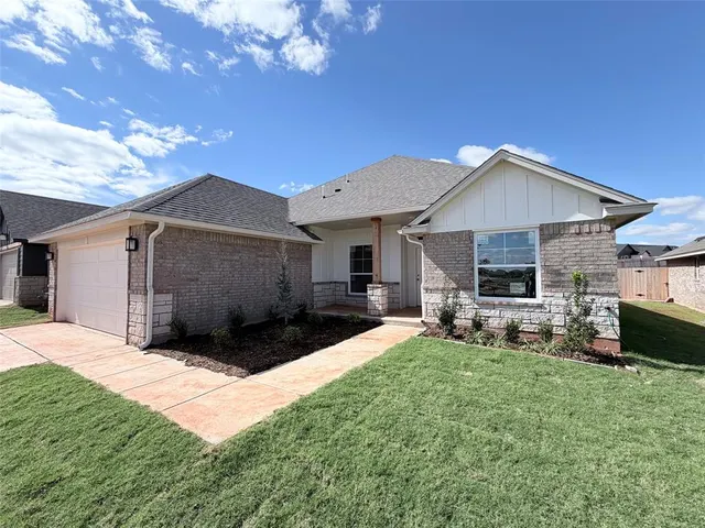Photo 2 — 19501 Birchfield Drive, Edmond, OK 73012