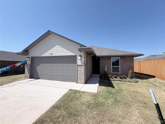 Photo 2 — 19905 Stovall Drive, Edmond, OK 73012