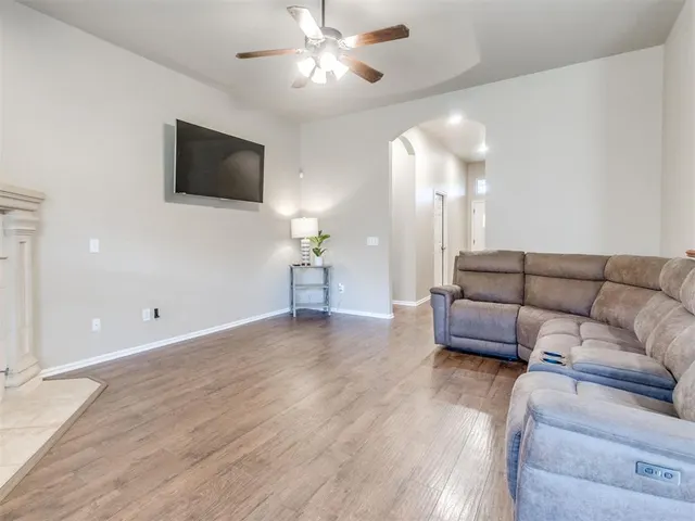 Photo 6 — 10820 Turtlewood Drive, Midwest City, OK 73130