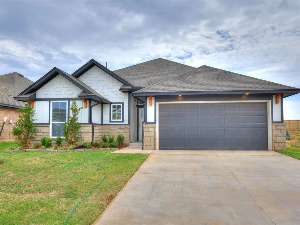 Photo 2 — 12652 NW 137th Street, Piedmont, OK 73078