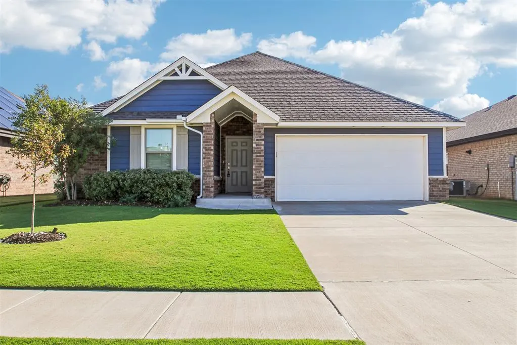 Photo 3 — 12112 Brinley Reign Drive, Yukon, OK 73099