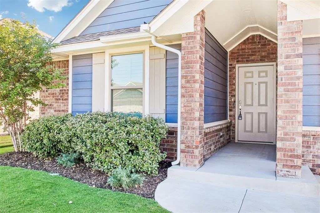 Photo 5 — 12112 Brinley Reign Drive, Yukon, OK 73099