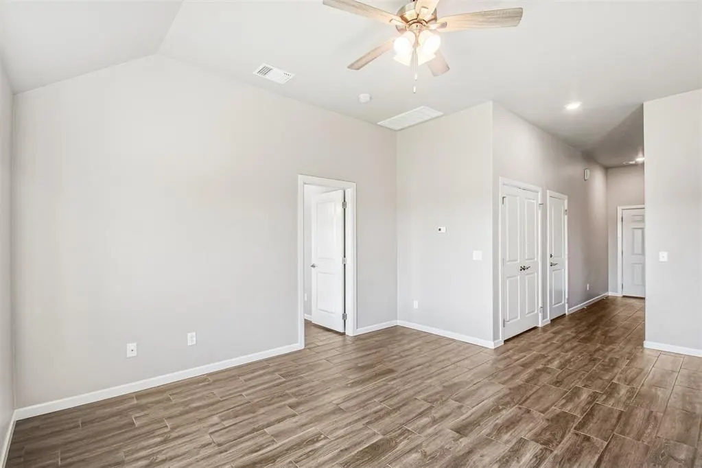 Photo 7 — 12112 Brinley Reign Drive, Yukon, OK 73099