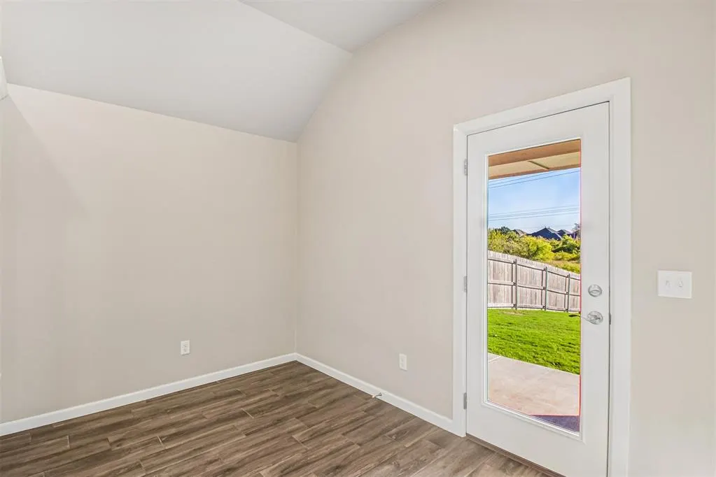 Photo 10 — 12112 Brinley Reign Drive, Yukon, OK 73099