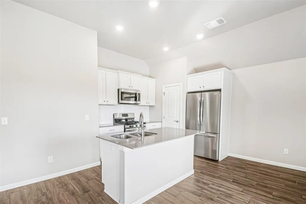 Photo 12 — 12112 Brinley Reign Drive, Yukon, OK 73099