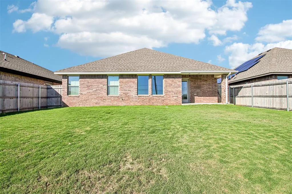 Photo 31 — 12112 Brinley Reign Drive, Yukon, OK 73099