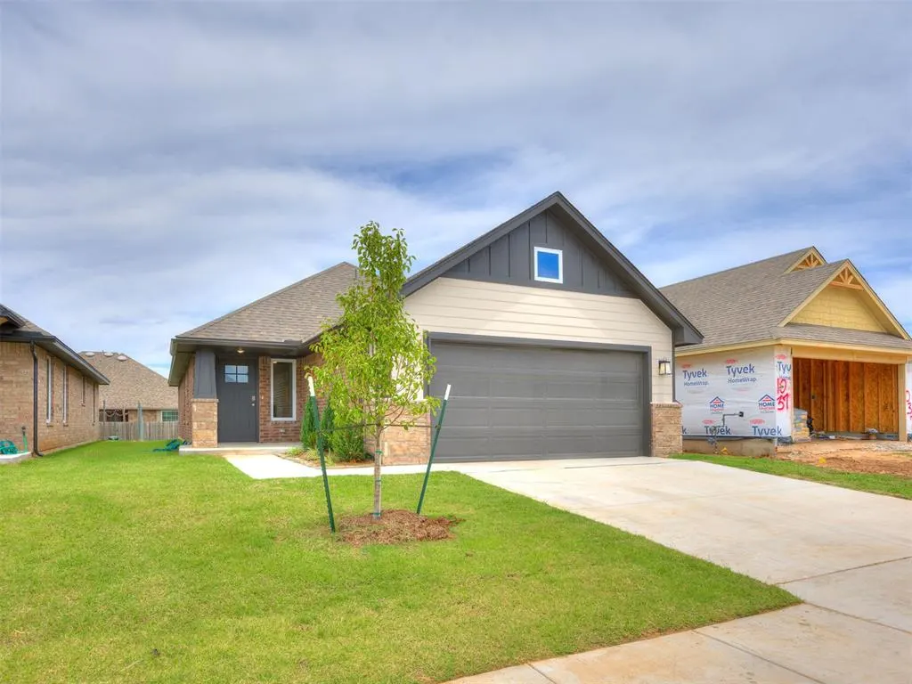 Front exterior — 1101 SW 139th Terrace, Oklahoma City, OK 73170