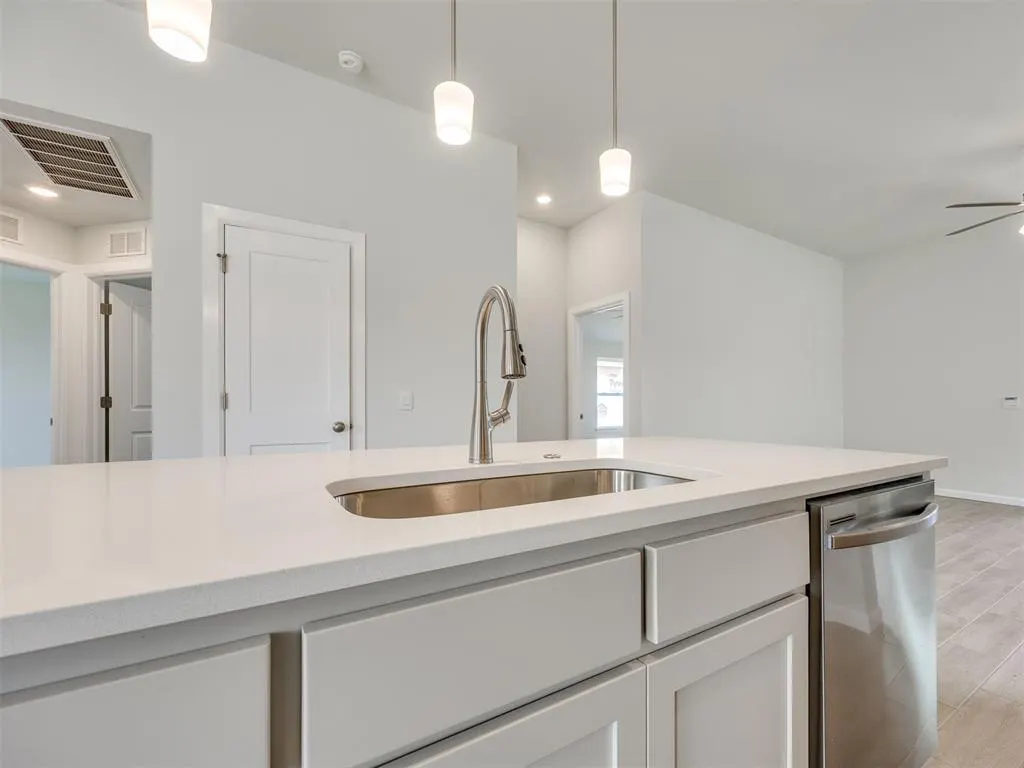 Photo 13 — 1101 SW 139th Terrace, Oklahoma City, OK 73170
