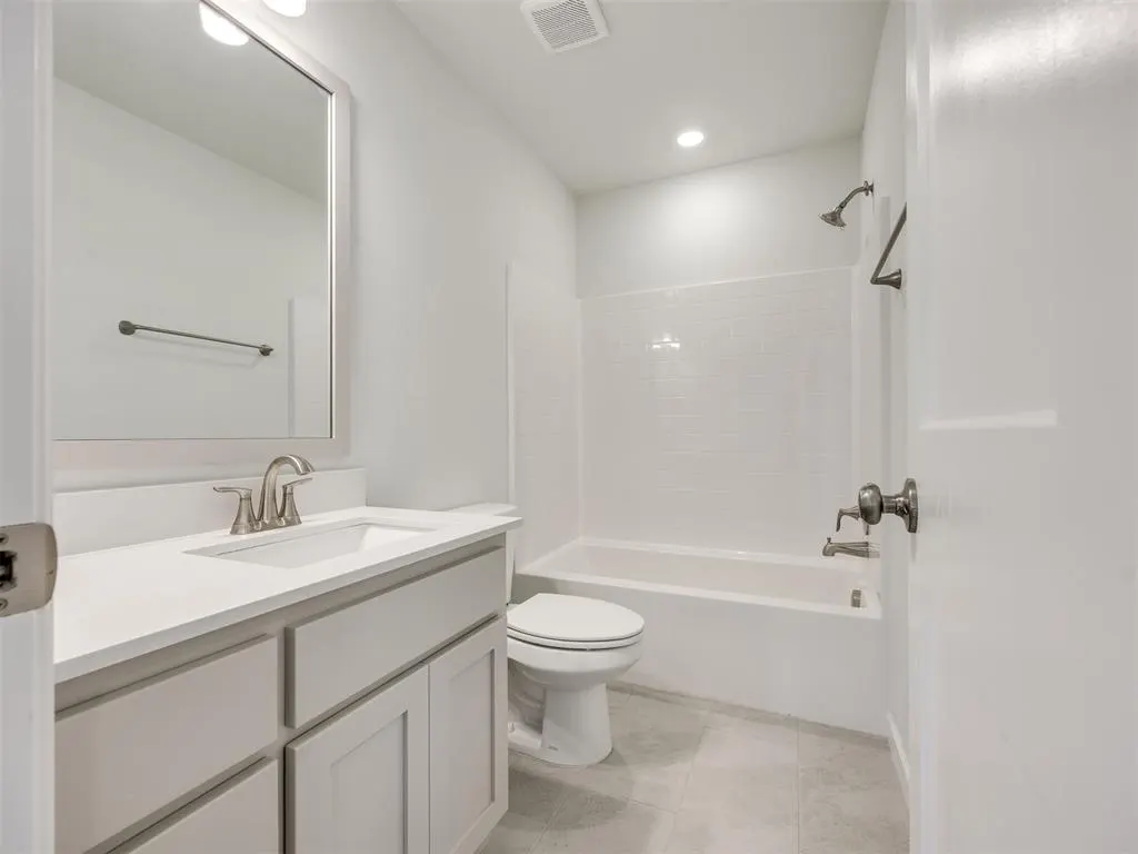 Photo 15 — 1101 SW 139th Terrace, Oklahoma City, OK 73170