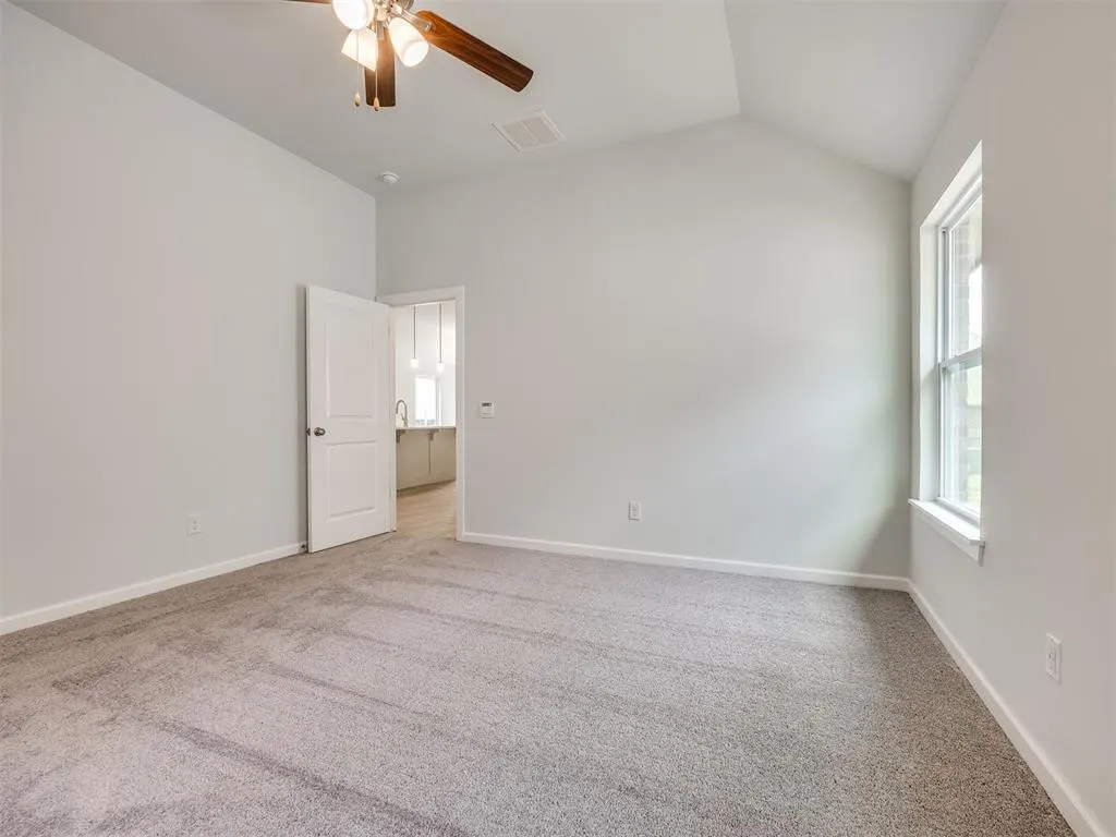 Photo 21 — 1101 SW 139th Terrace, Oklahoma City, OK 73170