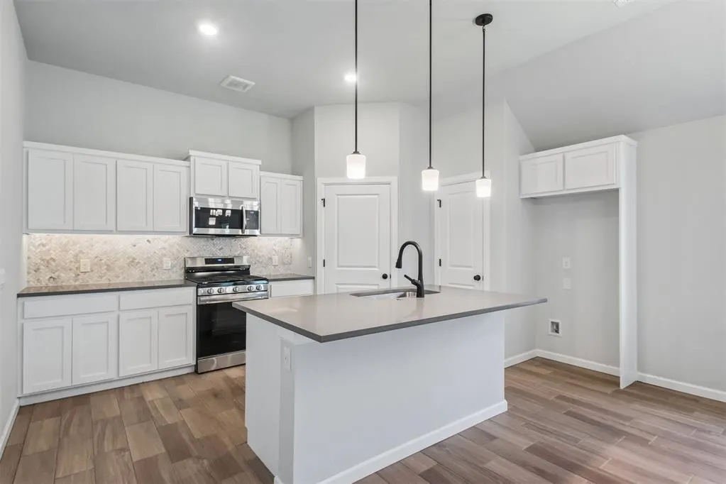 Photo 12 — 1100 SW 139th Terrace, Oklahoma City, OK 73170
