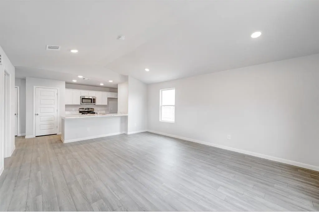 Photo 8 — 1103 Magnolia Drive, Shawnee, OK 74804