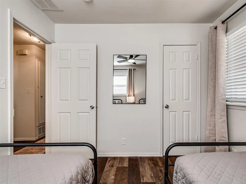 Photo 21 — 1301 E Brooks Street, Norman, OK 73071