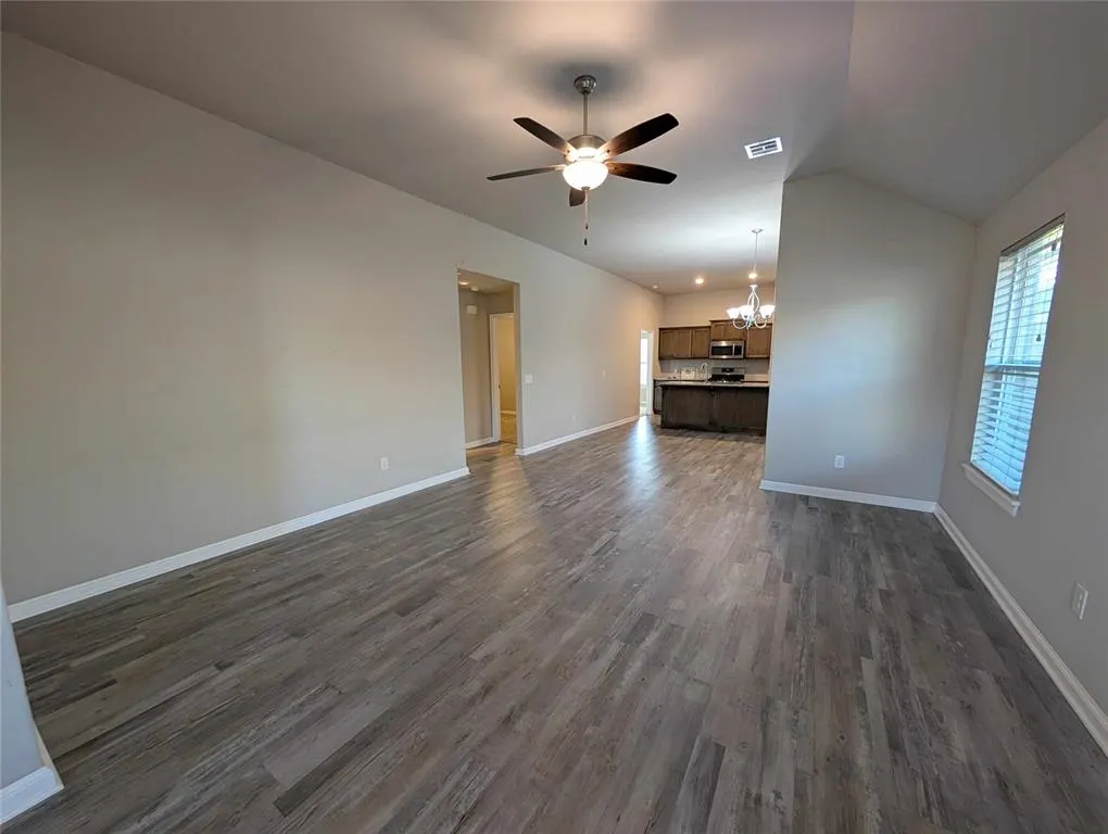 Photo 2 — 936 SW 139th Street, Oklahoma City, OK 73170