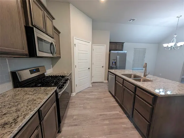 Photo 6 — 936 SW 139th Street, Oklahoma City, OK 73170