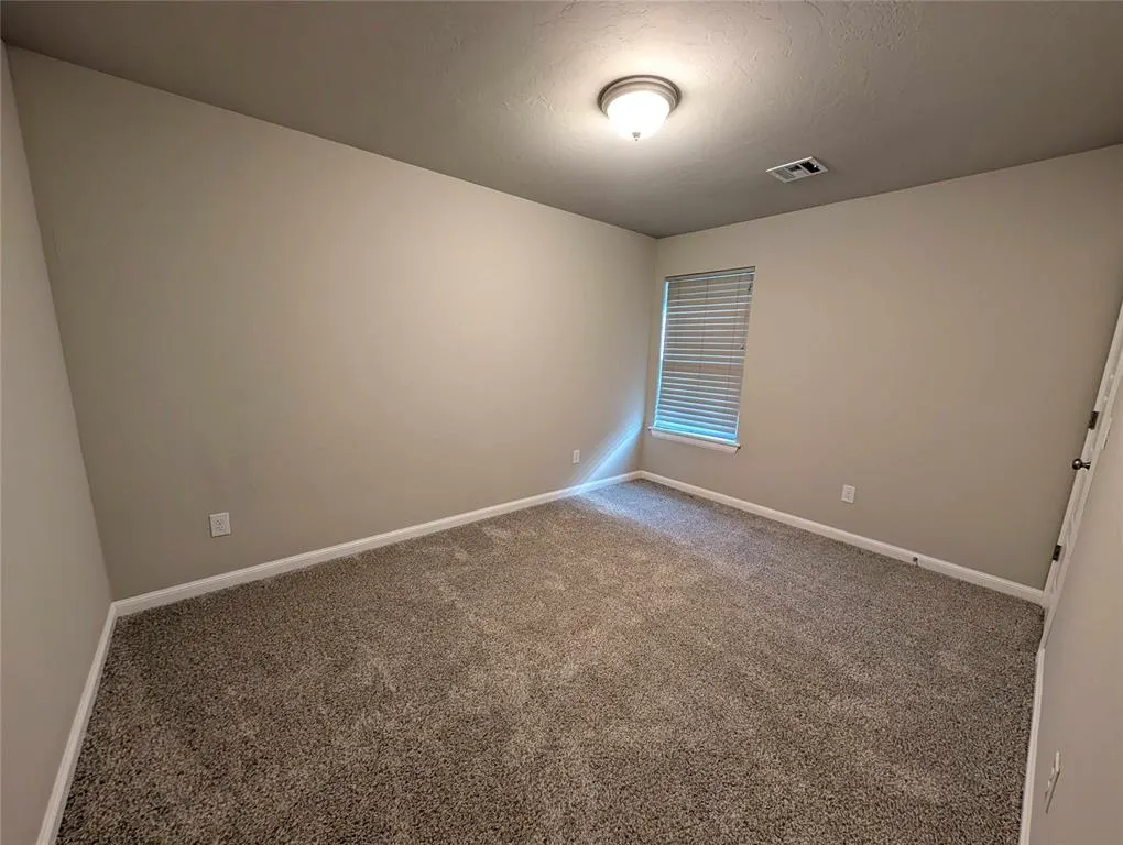 Photo 11 — 936 SW 139th Street, Oklahoma City, OK 73170