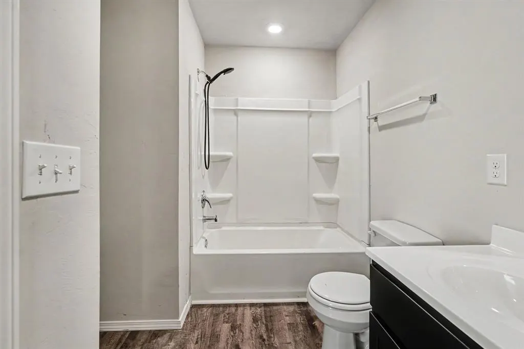 Photo 12 — 695 Foxtail Drive, Newcastle, OK 73065