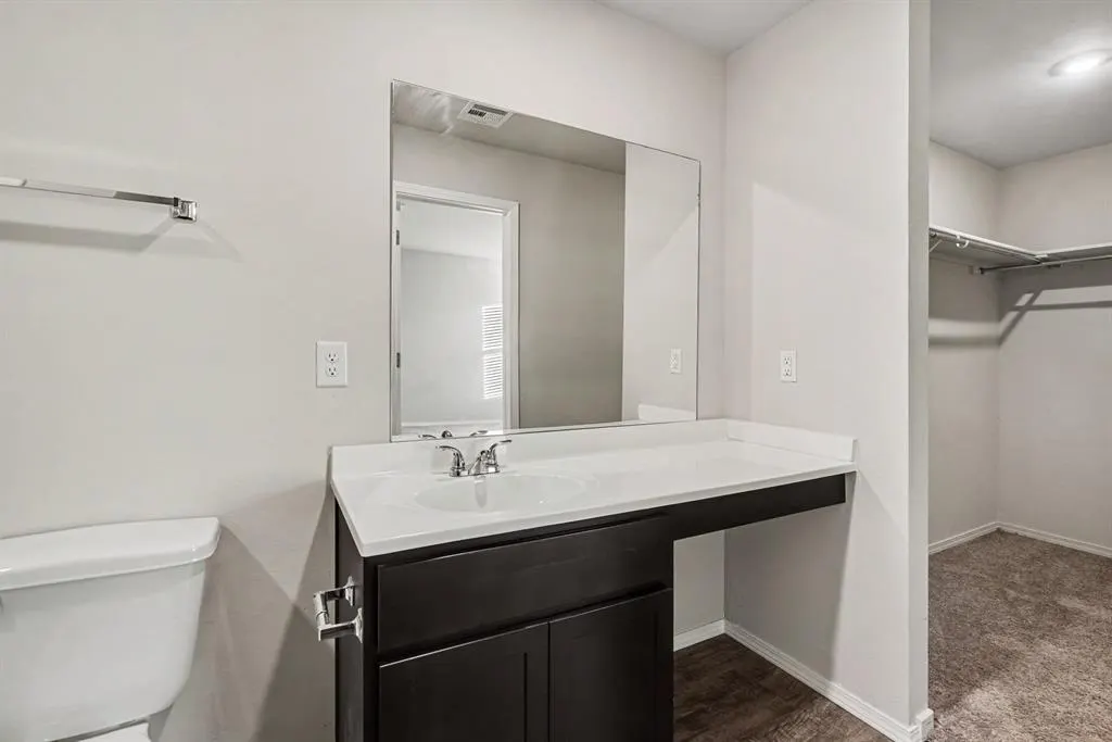 Photo 13 — 695 Foxtail Drive, Newcastle, OK 73065