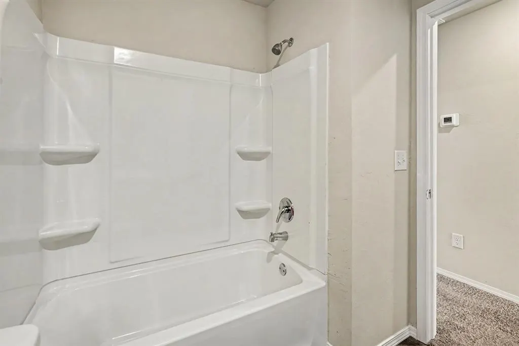 Photo 14 — 695 Foxtail Drive, Newcastle, OK 73065