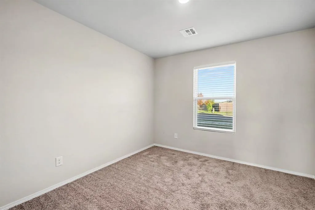 Photo 16 — 695 Foxtail Drive, Newcastle, OK 73065