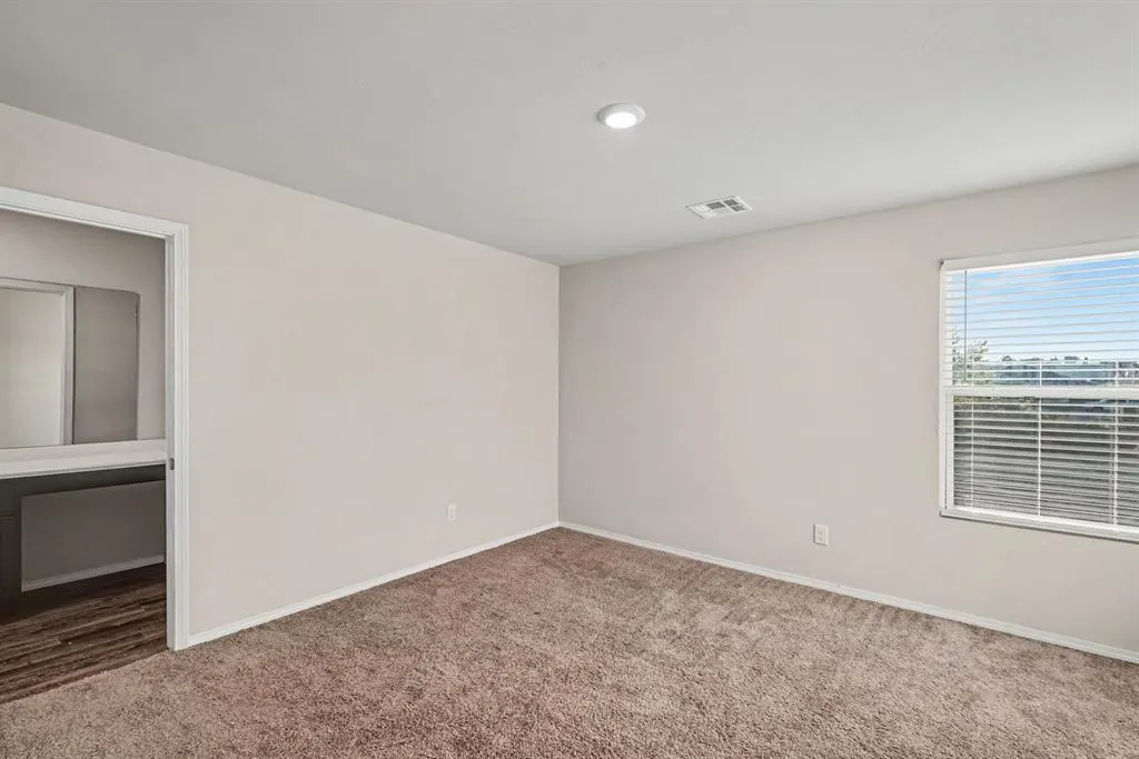 Photo 18 — 695 Foxtail Drive, Newcastle, OK 73065