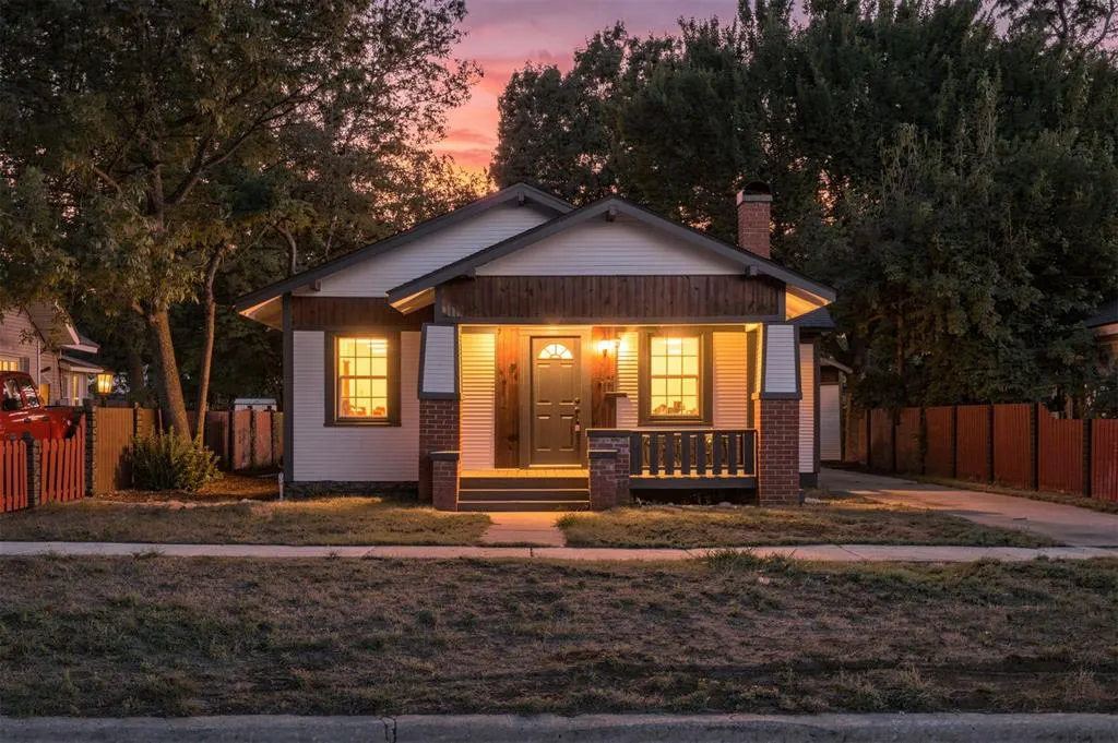 Front exterior — 912 S 16th Street, Chickasha, OK 73018