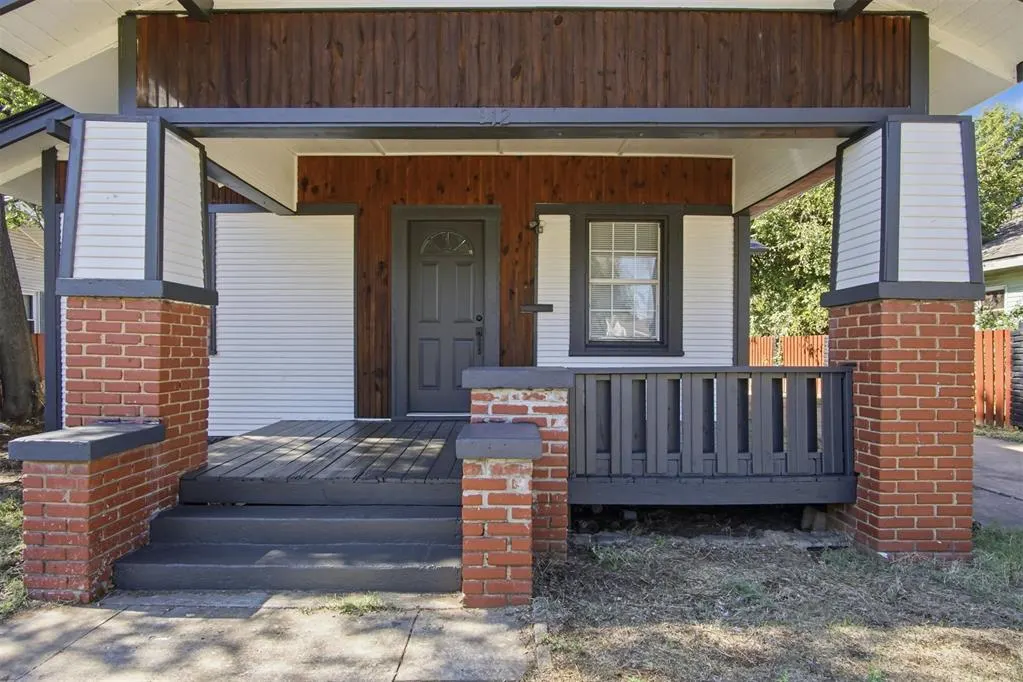 Photo 41 — 912 S 16th Street, Chickasha, OK 73018