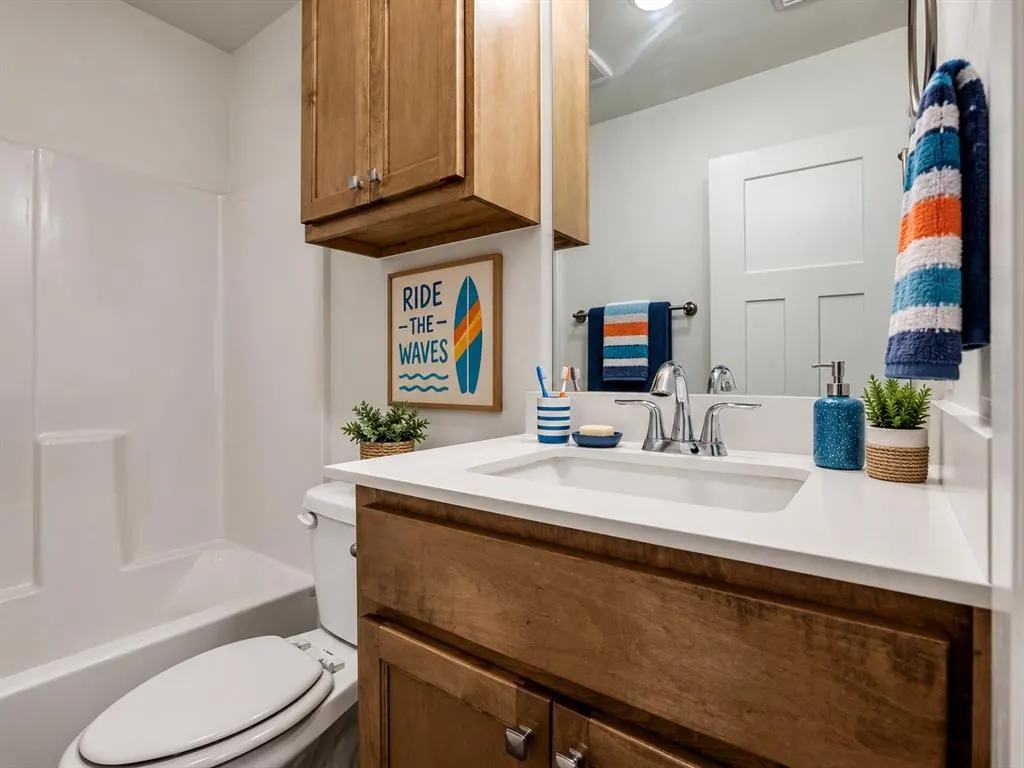 Photo 9 — 10525 NW 32nd Street, Yukon, OK 73099