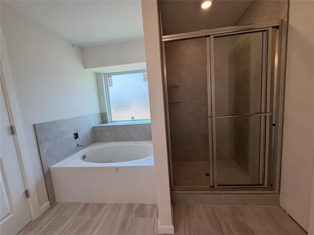 Photo 6 — 1116 Redwood Creek Drive, Yukon, OK 73099