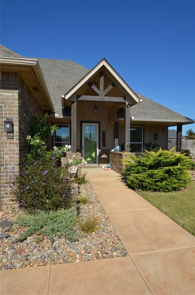 Photo 3 — 17908 Groveton Boulevard, Edmond, OK 73012