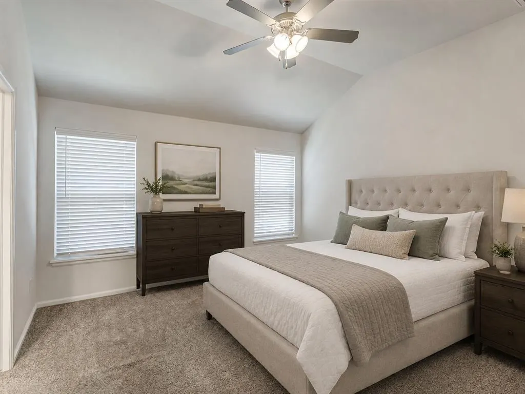 Photo 10 — 240 Evermore Lane, Yukon, OK 73099