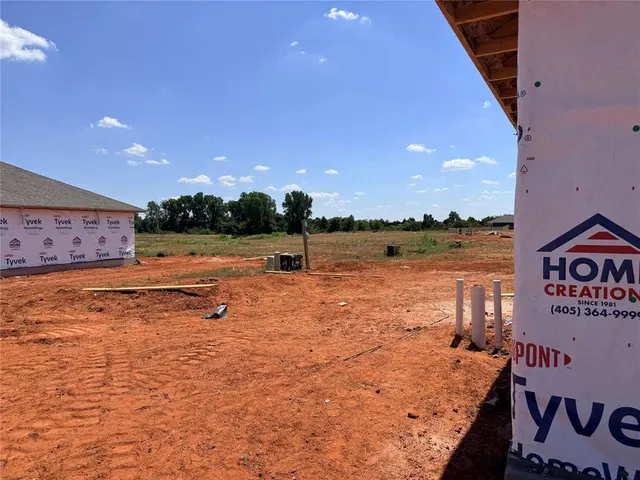 Photo 3 — 1016 S Bear Lane, Mustang, OK 73064
