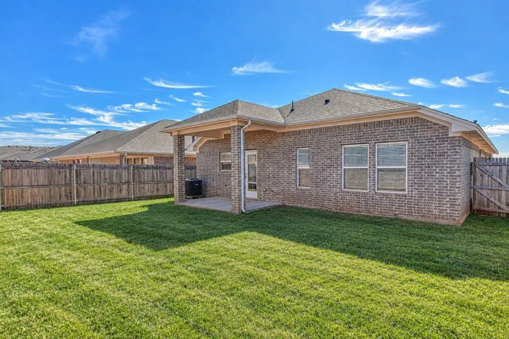 Photo 41 — 3901 NW 177th Street, Edmond, OK 73012