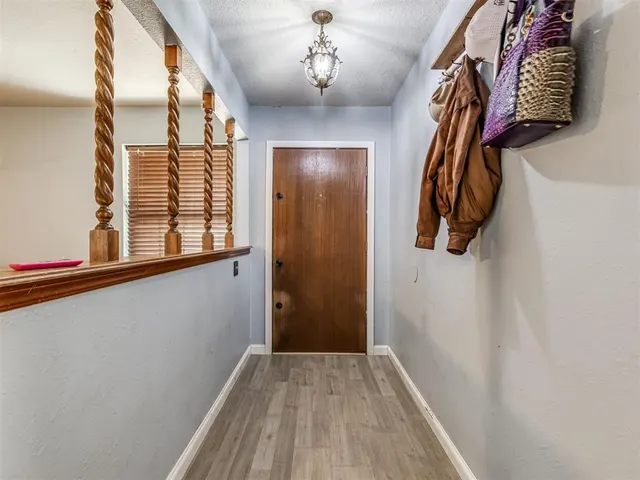 Photo 5 — 409 NE 9th Street, Blanchard, OK 73010