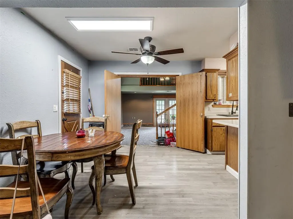Photo 10 — 409 NE 9th Street, Blanchard, OK 73010
