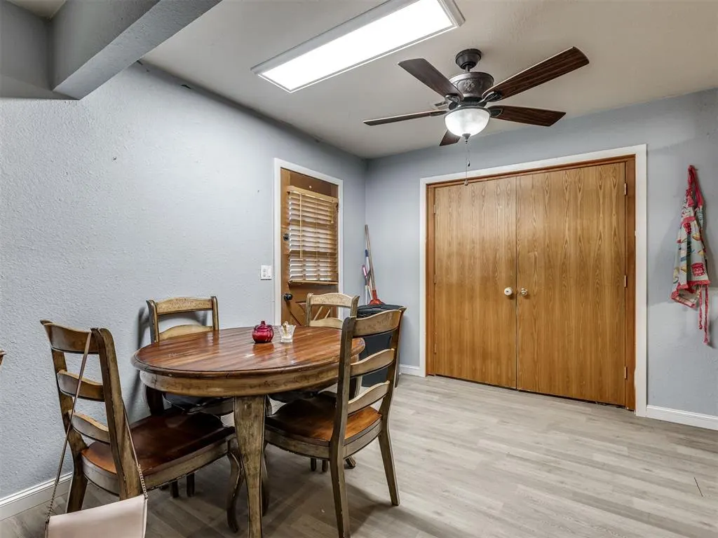 Photo 11 — 409 NE 9th Street, Blanchard, OK 73010