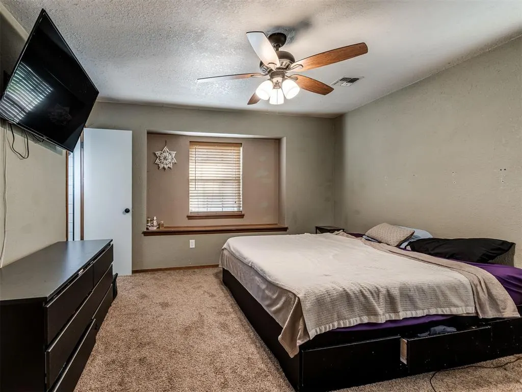Photo 18 — 409 NE 9th Street, Blanchard, OK 73010