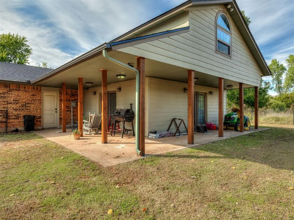 Photo 39 — 409 NE 9th Street, Blanchard, OK 73010