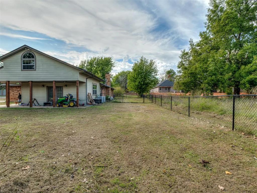 Photo 42 — 409 NE 9th Street, Blanchard, OK 73010