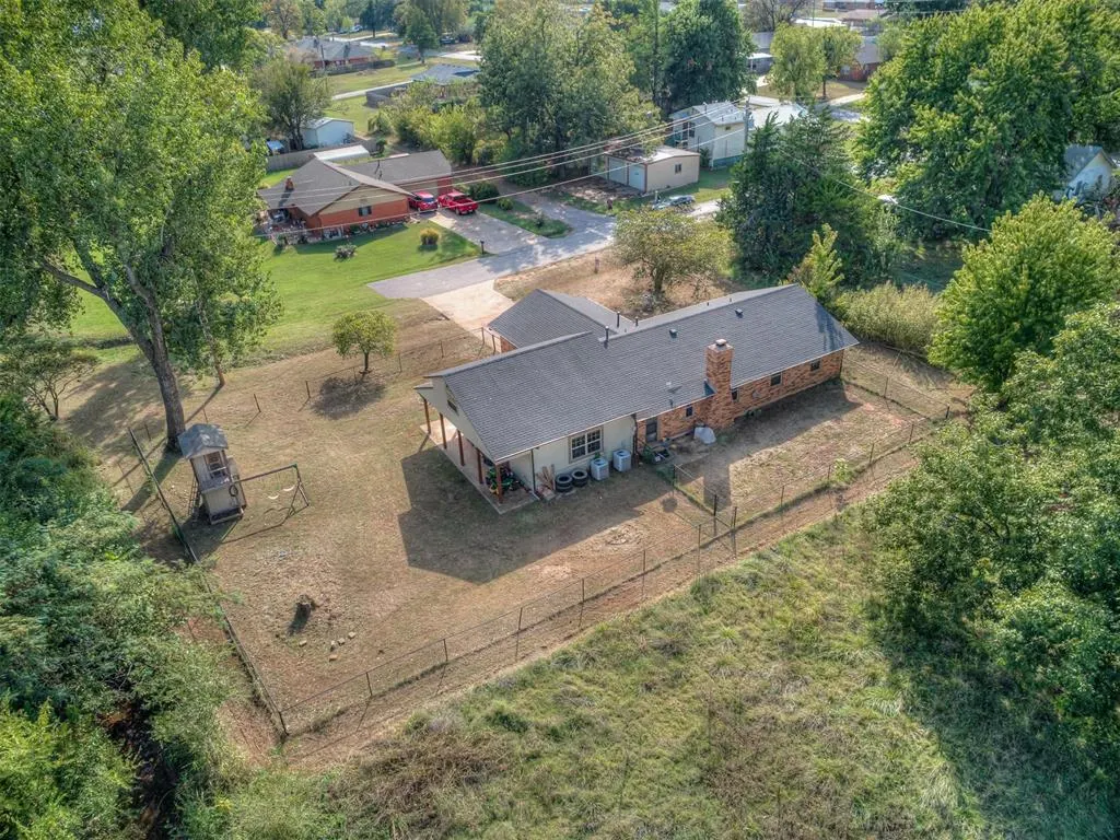 Photo 47 — 409 NE 9th Street, Blanchard, OK 73010