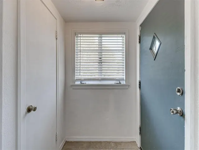 Photo 8 — 4304 NW 20th Street, Oklahoma City, OK 73107
