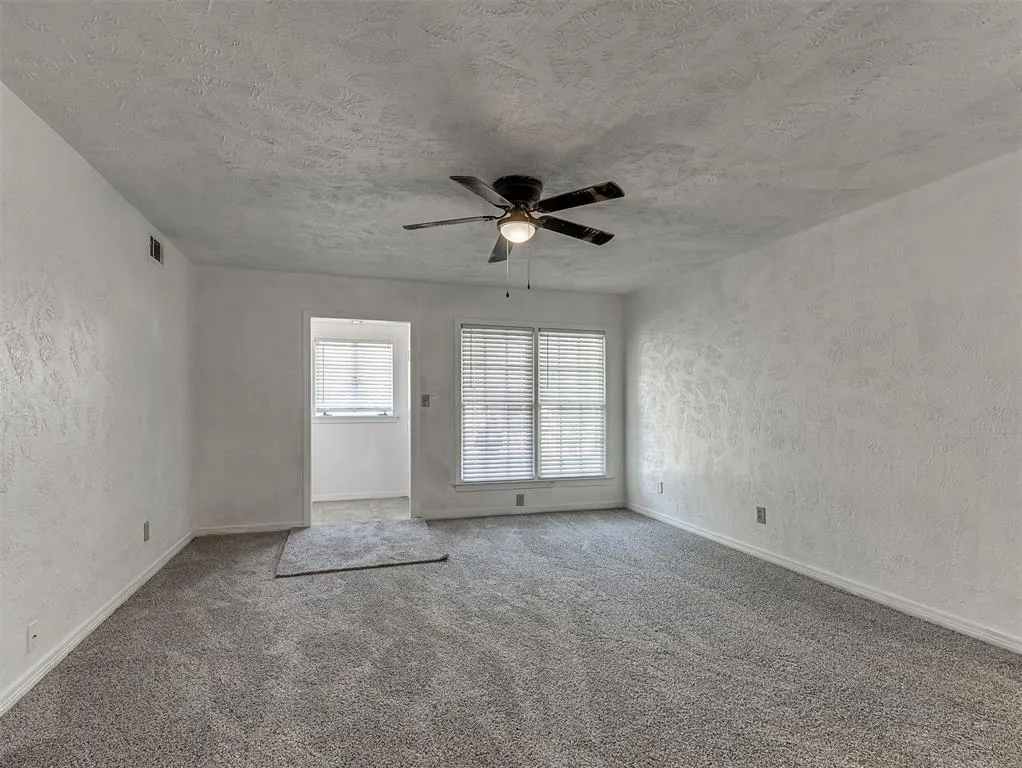 Photo 10 — 4304 NW 20th Street, Oklahoma City, OK 73107