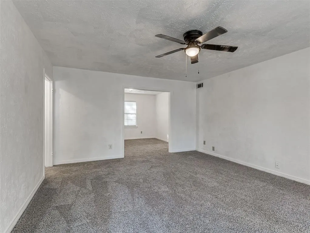 Photo 13 — 4304 NW 20th Street, Oklahoma City, OK 73107