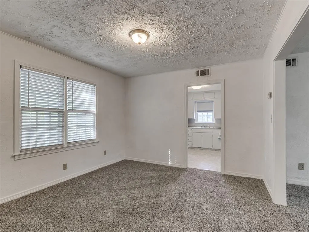 Photo 17 — 4304 NW 20th Street, Oklahoma City, OK 73107